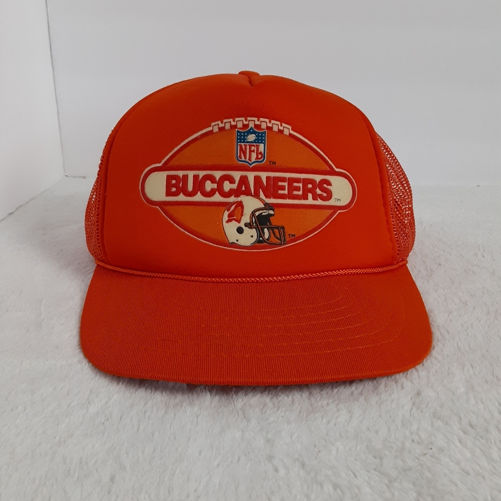 Vintage Tampa Bay Buccaneers snapback